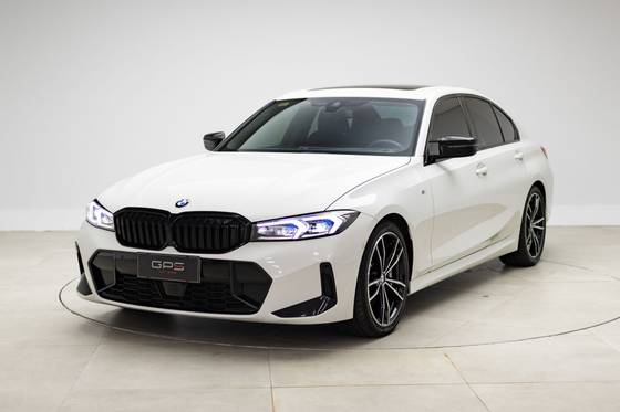 BMW 320i 2.0 16V TURBO FLEX M SPORT AUTOMÁTICO BMW 320i 2.0 16V TURBO FLEX M SPORT AUTOMÁTICO